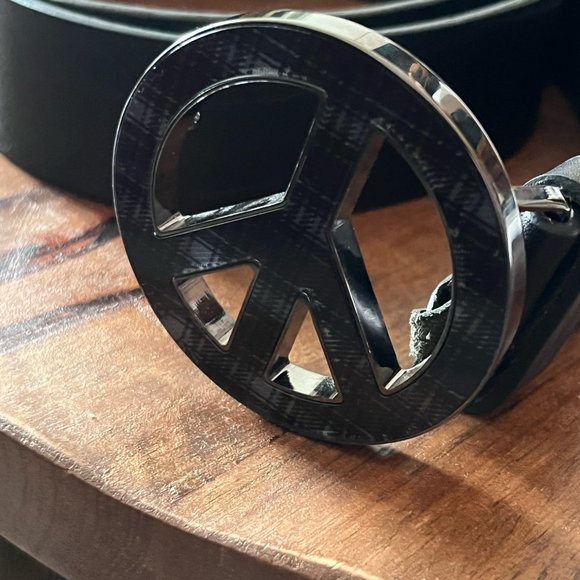 Moschino Leather Belt in Black - Picture 2 of 2